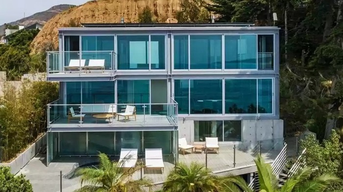 Malibu Beach Real Estate